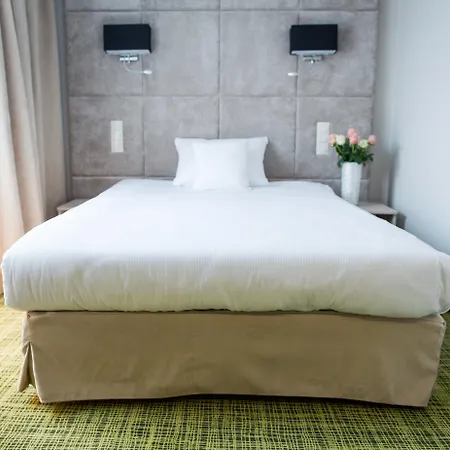 弗罗茨瓦夫花旗酒店 4*