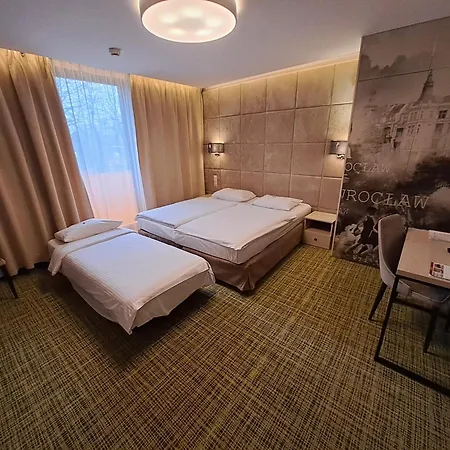 アパートホテル Citi Hotel's ヴロツワフ