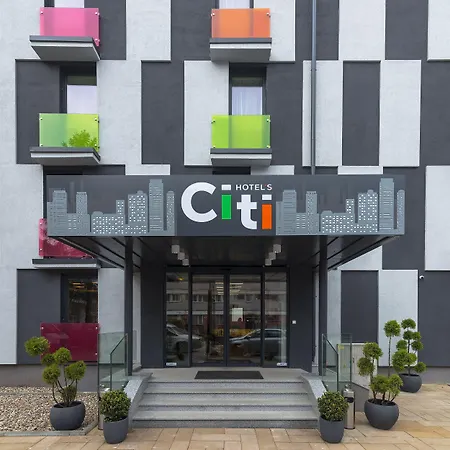 アパートホテル Citi Hotel's 4*