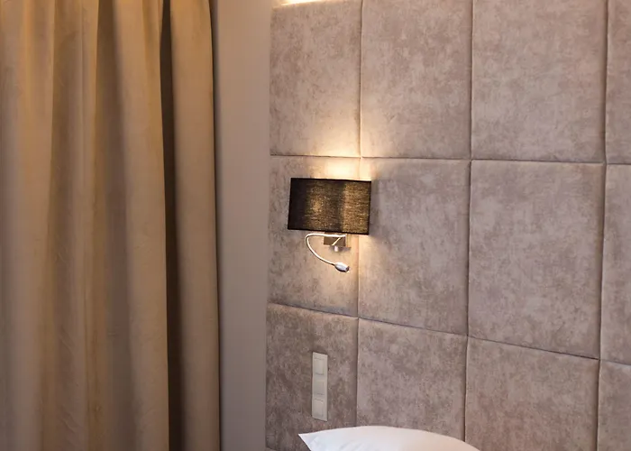 公寓式酒店 弗罗茨瓦夫花旗酒店 4*